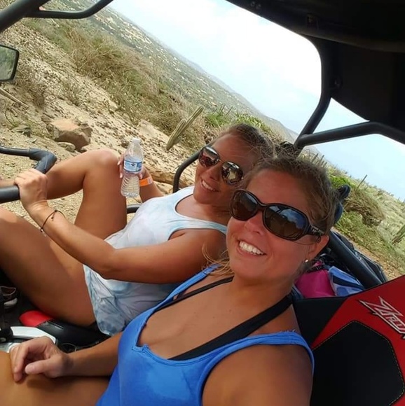 Meet the Posher Brando xoxo - Picture 7 of 8